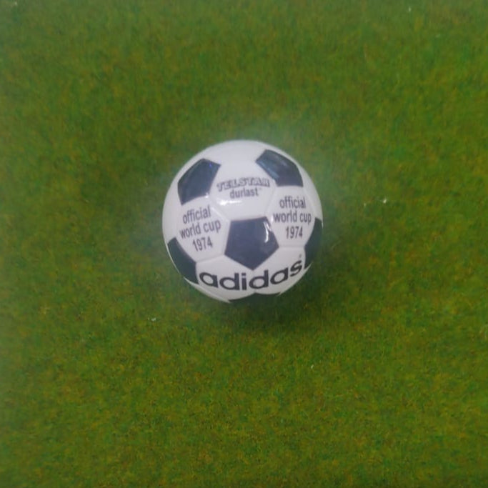 Pallina official world cup 1974 in decals
