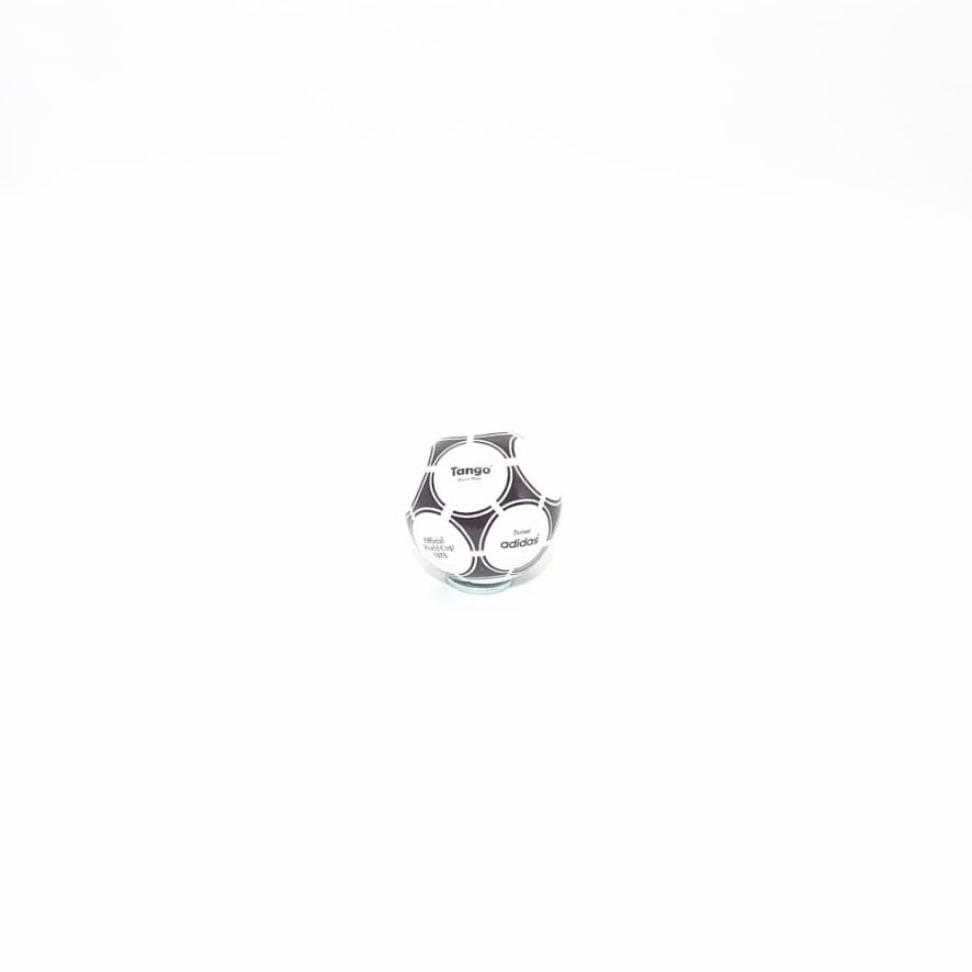 Corner mud effect ball in decals